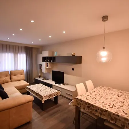 Con Garaje En El Centro * Gijón